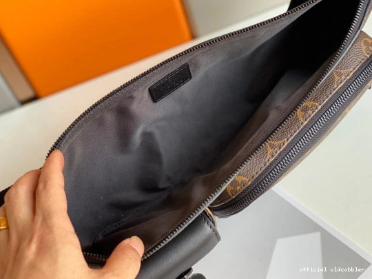 Official oldcobbler VUITTON CHRISTOPHER LOUIS BUMBAG 0718